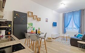 Le cosy fertois-self checkin-centre-ville